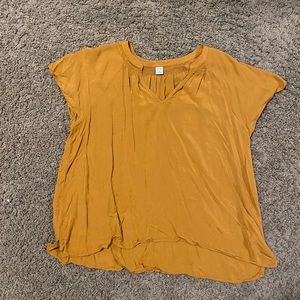 Mustard top